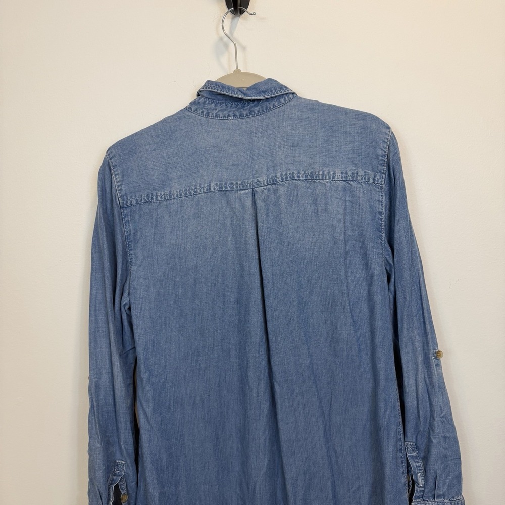 NWT Chico's 1 Medium Basic Denim Button Down Tuni… - image 11